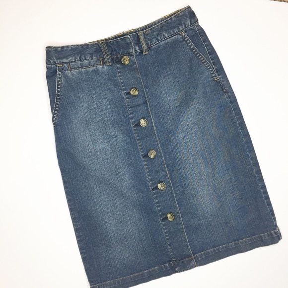 Liz Claiborne Dresses & Skirts - Denim button front midi skirt 4 classic timeless